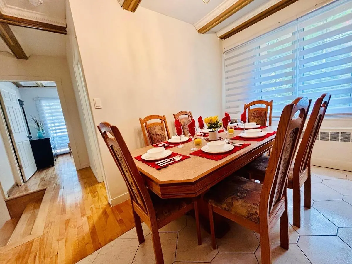 Sunlit Haven Apartment 3Br Montreal 0*,  Canada
