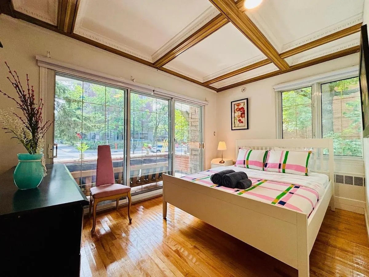 Sunlit Haven Apartment 3Br Montreal