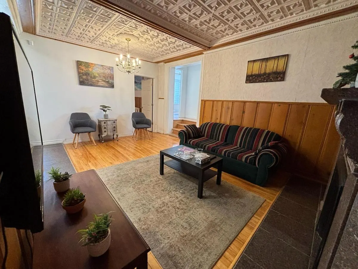 Sunlit Haven Apartment 3Br Montreal